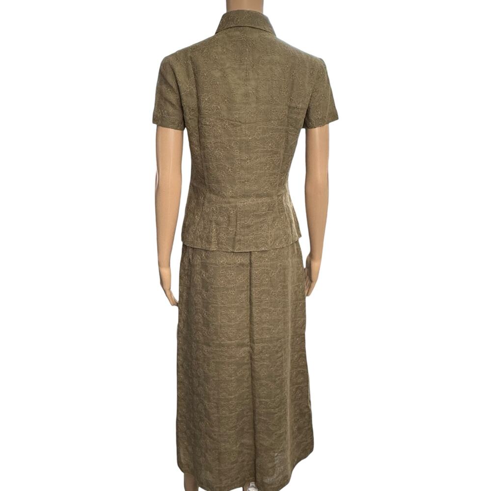 Burberry Embroidered Blouse & Skirt Set - Picture 3 of 16